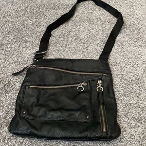 Tyler rodan black cross body bag mutli zippers